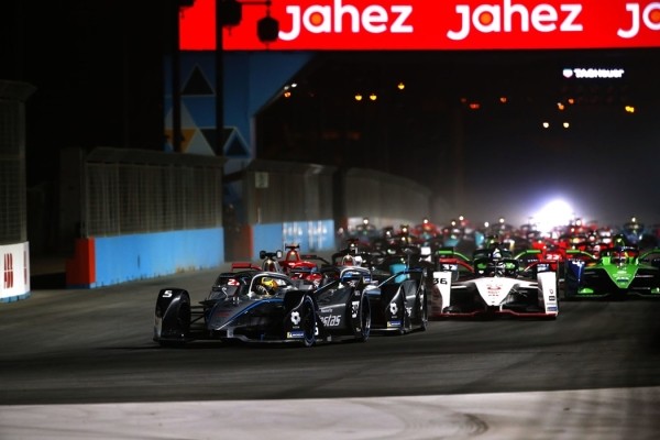 Размінка і трэніроўка. Успамінаем падзеі першых этапаў новага сезону Формулы Е