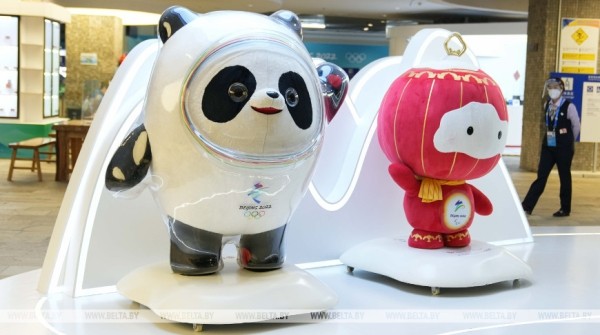 Участникам Олимпиады в Пекине будут помогать 19 тыс. волонтеров