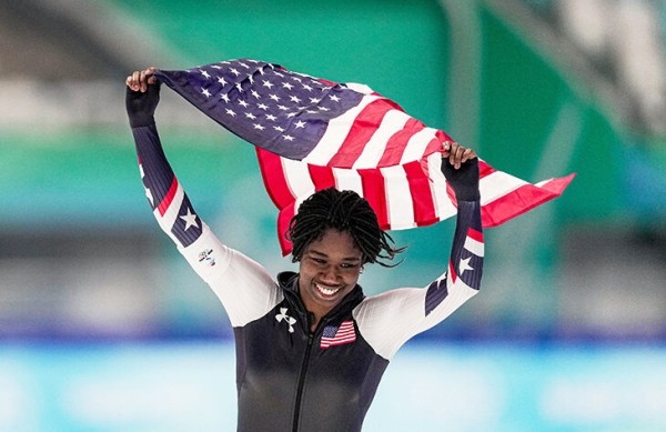 Олимпиаду можно выиграть, даже если в 23 не умеешь стоять на льду и проваливаешь национальный отбор. Доказано Эрин Джексон