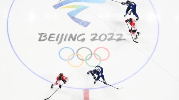 Американки вышли в финал женского хоккейного турнира ОИ