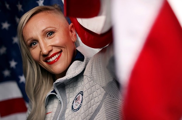 «Меня запугивали, подчиняли – я теряла себя». Канадская панк-звезда бобслея, которая перешла в сборную США и выиграла золото