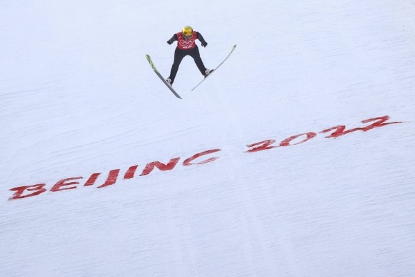 Олимпиада. Пекин-2022. Олимпийский рекорд в конькобежном спорте и другие медали второго дня состязаний
Олимпиада. Пекин-2022. Олимпийский рекорд в конькобежном спорте и другие медали второго дня состязаний