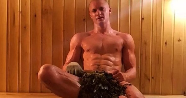 Любимец публики, самый яростный вратарь в истории БАТЭ и тот, кто заменял нам Криштиану. Эти футболисты завершили карьеру – вот какими мы их запомним