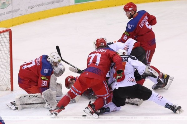 ФОТОФАКТ: "Шахтер" обыграл "Юность" в матче экстралиги