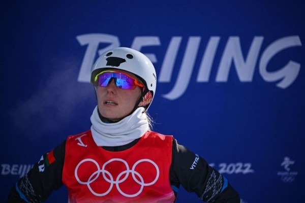 Две беларуски в финале фристайла, третья – последняя с двумя падениями