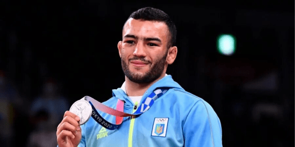 «Біць трэба жорстка і на ўсіх франтах – пазбавіць Санкт-Пецярбург фіналу ЛЧ». Рэакцыя спорту на прызнанне Пуціным тэрарыстаў «ДНР» і «ЛНР»