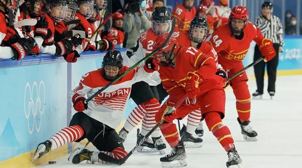 Китайские хоккеистки одержали вторую победу на олимпийском турнире