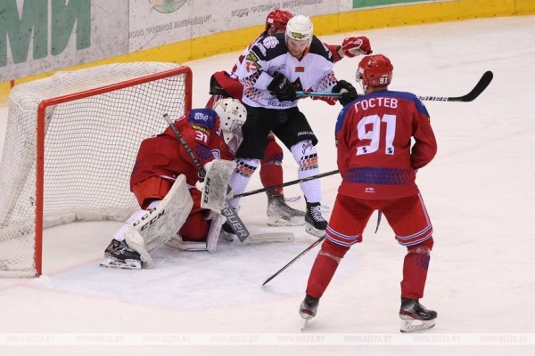 ФОТОФАКТ: "Шахтер" обыграл "Юность" в матче экстралиги