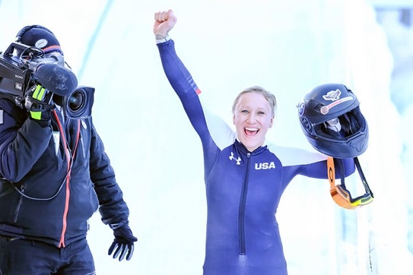 «Меня запугивали, подчиняли – я теряла себя». Канадская панк-звезда бобслея, которая перешла в сборную США и выиграла золото