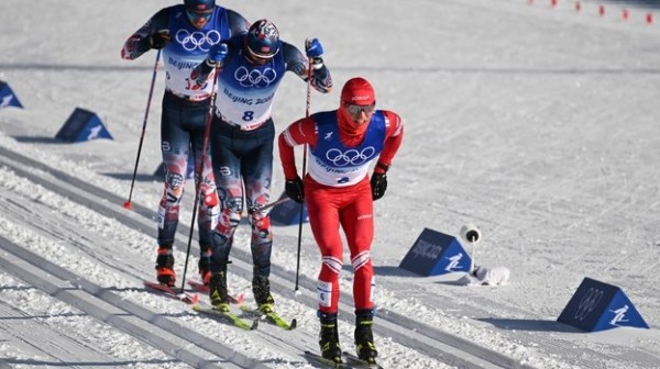 Олимпиада. Пекин-2022. Александр Большунов одержал победу в скиатлоне, Денис Спицов взял серебро
Олимпиада. Пекин-2022. Александр Большунов одержал победу в скиатлоне, Денис Спицов взял серебро