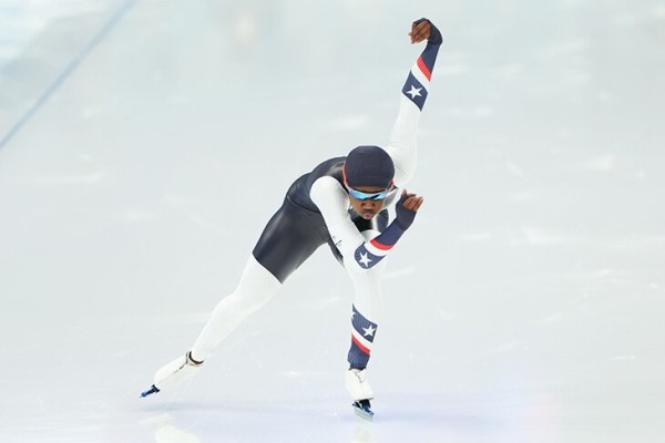 Олимпиаду можно выиграть, даже если в 23 не умеешь стоять на льду и проваливаешь национальный отбор. Доказано Эрин Джексон