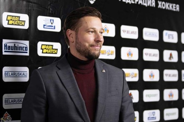 Хоккей. Parimatch-Экстралига. Ярослав Чуприс утвержден главным тренером "Шахтера"
Хоккей. Parimatch-Экстралига. Ярослав Чуприс утвержден главным тренером "Шахтера"