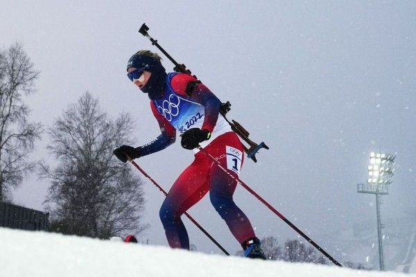 Белорусская биатлонистка Анна Сола заняла 4-е место в олимпийской гонке преследования