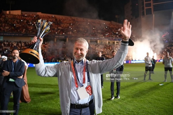 Футбол. Роман Абрамович передал управление "Челси" благотворительному фонду
Футбол. Роман Абрамович передал управление "Челси" благотворительному фонду