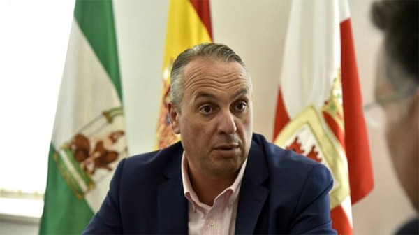 Месси купил новый отель – и сразу уволил весь персонал. Город сильно обиделся, но так Лео строит гостиничную империю Месси купил новый отель – и сразу уволил весь персонал. Город сильно обиделся, но так Лео строит гостиничную империю