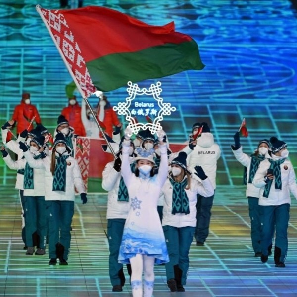 Что-то странное вместо BLR, сборщица бахчи на трибуне, мастерский уклон от конфликта Губерниева с украинцем. Как для Беларуси началась Олимпиада