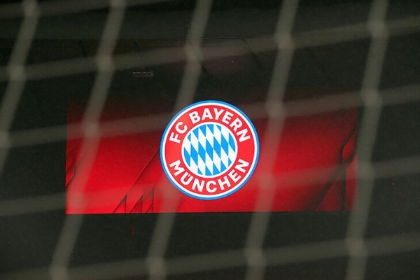 Видели свастику на лого «Баварии»? Клуб называли еврейским, и это злило нацистов – они даже навязали свою тактику Видели свастику на лого «Баварии»? Клуб называли еврейским, и это злило нацистов – они даже навязали свою тактику