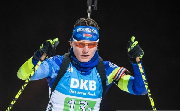 Биатлон.  Ирина Кручинкина выиграла спринт на этапе Кубка ИБУ в Нове-Место. Это первая победа в карьере
 