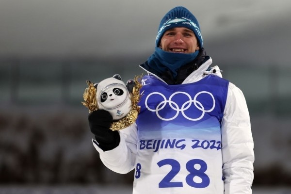 Олимпиада. Пекин-2022. Антон Смольский принес Беларуси первую медаль, завоевав серебро в индивидуальной гонке
Олимпиада. Пекин-2022. Антон Смольский принес Беларуси первую медаль, завоевав серебро в индивидуальной гонке