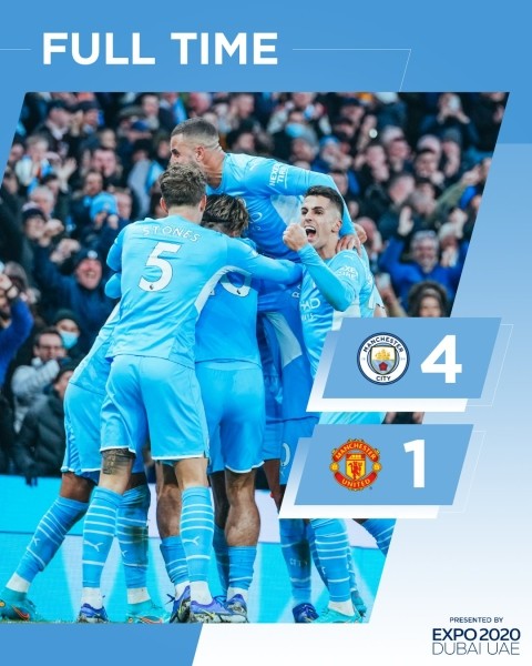 Футбол. Чемпионат Англии. "Манчестер Юнайтед" без Роналду пропустил четыре мяча в дерби с "Ман Сити"
Футбол. Чемпионат Англии. "Манчестер Юнайтед" без Роналду пропустил четыре мяча в дерби с "Ман Сити"