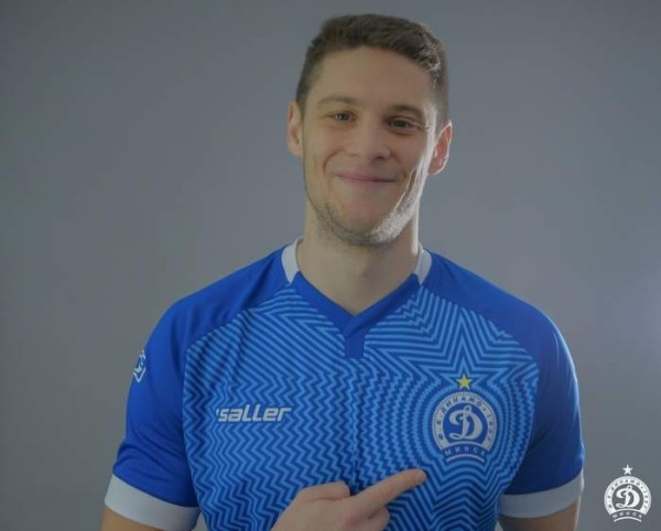 Футбол. Словенский полузащитник Филип Валенчич стал игроком минского "Динамо"
Футбол. Словенский полузащитник Филип Валенчич стал игроком минского "Динамо"