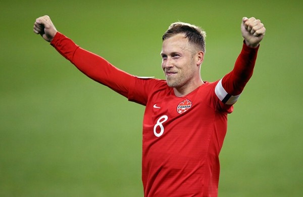 Канада – на ЧМ впервые за 36 лет! Казалось бы, нефутбольная страна поднялась со дна за 4 года (были рядом с Беларусью, но улетели практически в космос) Канада – на ЧМ впервые за 36 лет! Казалось бы, нефутбольная страна поднялась со дна за 4 года (были рядом с Беларусью, но улетели практически в космос)