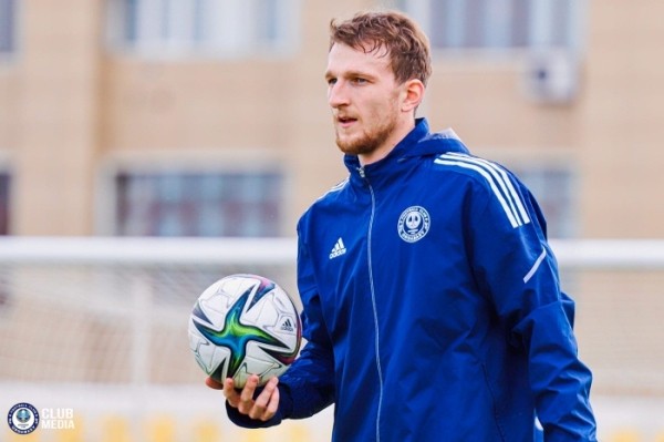 Футбол.  Всеволод Садовский заключил контракт с "Ордабасы"
  Футбол.  Всеволод Садовский заключил контракт с "Ордабасы"