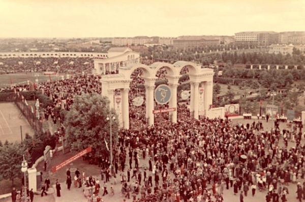 Умер голос «Динамо», 70 лет проживший у стадиона: был чемпионом КВН в Союзе, эпично объявлял отставку по заданию Чижа, гордился беларусами в 2020-м Умер голос «Динамо», 70 лет проживший у стадиона: был чемпионом КВН в Союзе, эпично объявлял отставку по заданию Чижа, гордился беларусами в 2020-м