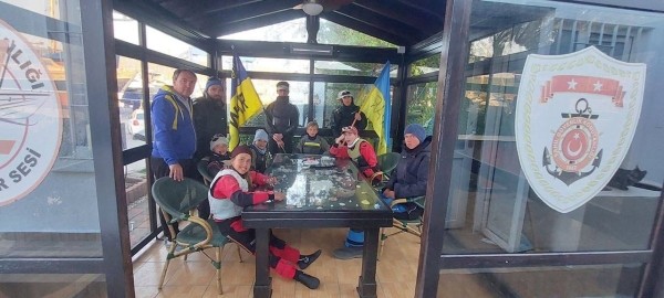 Суперяхта Абрамовіча збегла з-пад санкцый у Турцыю. Там яе заблакавалі юныя ўкраінскія яхтсмэны Суперяхта Абрамовіча збегла з-пад санкцый у Турцыю. Там яе заблакавалі юныя ўкраінскія яхтсмэны