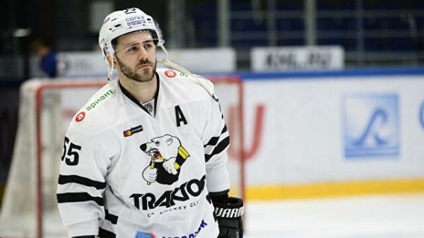 Хоккей.  Шайба Ника Бэйлена помогла "Трактору" одержать третью победу в серии плей-офф КХЛ против "Нефтехимика"
 