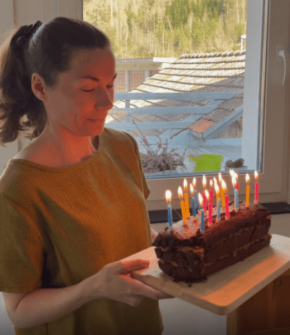 Биатлон. Надежда Скардино: хочу прочитать в новостях, что наступил мир в Украине, да и в других местах, где его нет
Биатлон. Надежда Скардино: хочу прочитать в новостях, что наступил мир в Украине, да и в других местах, где его нет