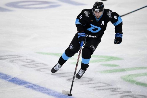 Хоккей.  Илья Шинкевич: мы прибавляем от матча к матчу. Думаю, результат придет
 