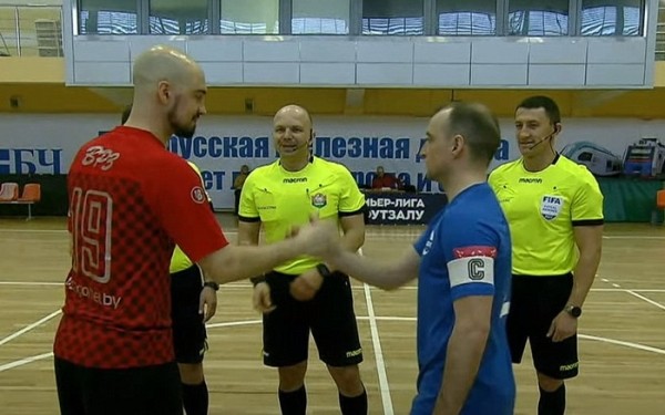 Разное.  Мини-футбол. Чемпионат Беларуси. ВРЗ в гомельском дерби уверенно победил БЧ
 