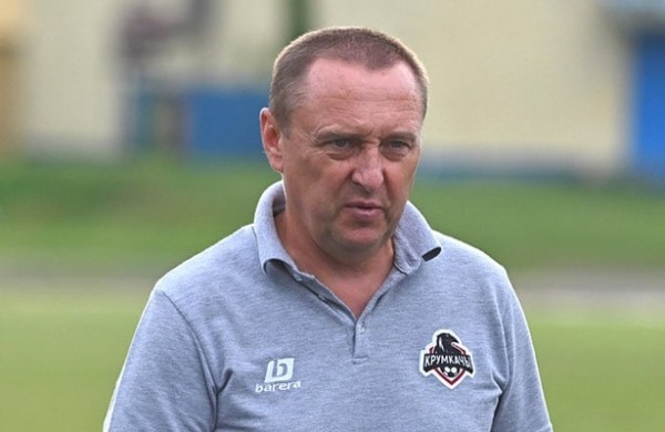 8 видных тренеров-беларусов, которые зависли без работы: почти никто не касался политики после выборов, зато хватает футбольных успехов