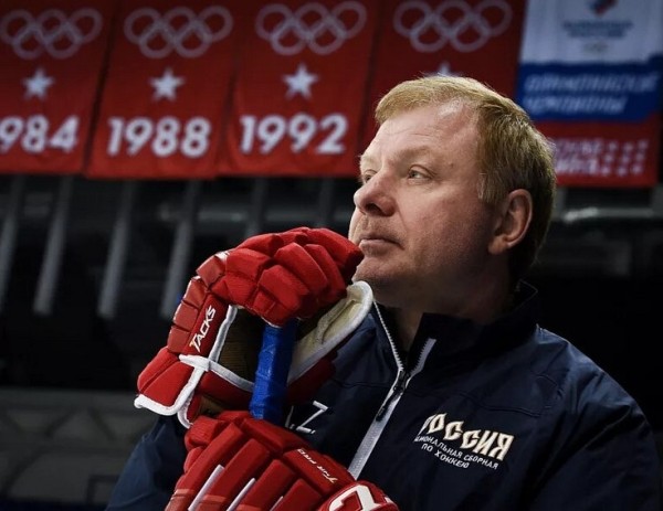 Хоккей. Алексей Жамнов: я не понимаю, с кем сборной России играть. Только с белорусами? ФХР устроит турнир дружбы народов?
Хоккей. Алексей Жамнов: я не понимаю, с кем сборной России играть. Только с белорусами? ФХР устроит турнир дружбы народов?