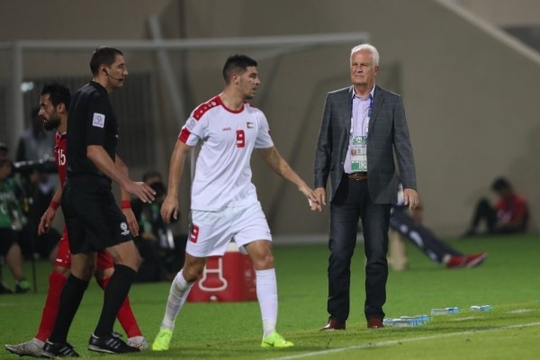 Белспорт попал в изоляцию, но это не страшно, когда есть настоящие друзья: с КНДР можно состязаться в штанге, с Сирией – в футболе, в Эритрее гонять на великах Белспорт попал в изоляцию, но это не страшно, когда есть настоящие друзья: с КНДР можно состязаться в штанге, с Сирией – в футболе, в Эритрее гонять на великах