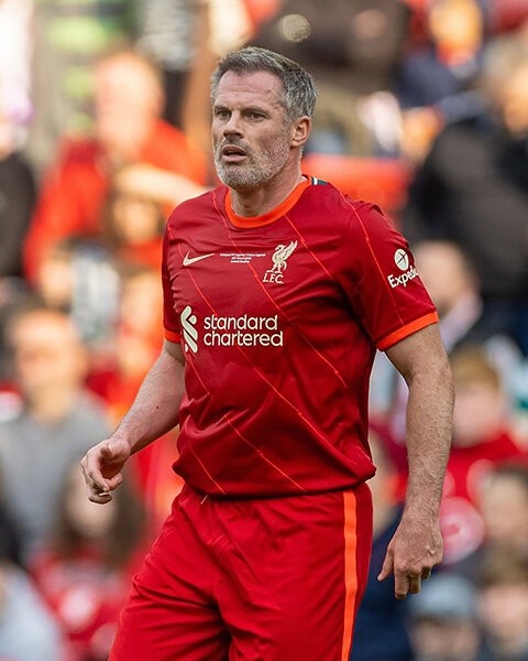 Вау, легенды «Барсы» и «Ливерпуля» сыграли на «Энфилде». Смотрите на Кюйта, Бароша, Ривалдо, Савиолу и других