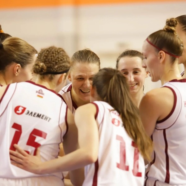 Пока в Украине убивают людей, белспорт живет обычной жизнью: спарринги, чемпионаты, восторг Пока в Украине убивают людей, белспорт живет обычной жизнью: спарринги, чемпионаты, восторг