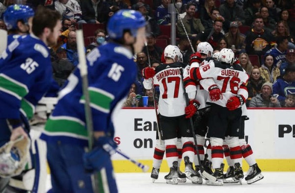 Хоккей. НХЛ. "Нью-Джерси" капитулировал перед "Ванкувером", у Егора Шаранговича — 0+2
Хоккей. НХЛ. "Нью-Джерси" капитулировал перед "Ванкувером", у Егора Шаранговича — 0+2