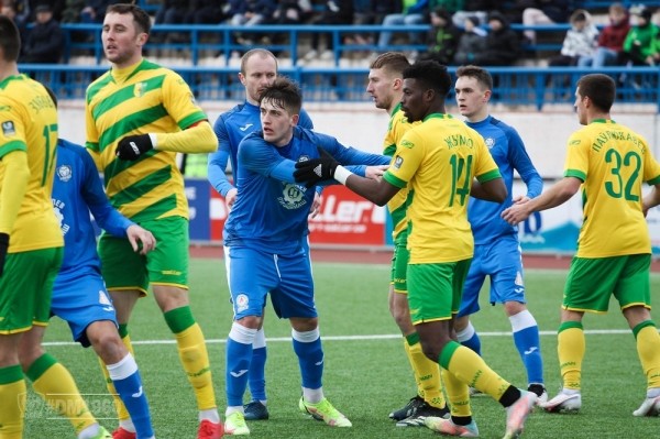 Футбол. Parimatch-Кубок Беларуси. "Неман" сыграл вничью с "Днепром" и вышел в полуфинал
Футбол. Parimatch-Кубок Беларуси. "Неман" сыграл вничью с "Днепром" и вышел в полуфинал