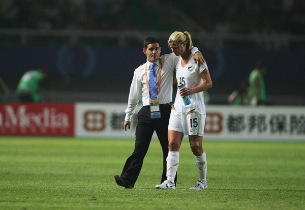 Канада – на ЧМ впервые за 36 лет! Казалось бы, нефутбольная страна поднялась со дна за 4 года (были рядом с Беларусью, но улетели практически в космос) Канада – на ЧМ впервые за 36 лет! Казалось бы, нефутбольная страна поднялась со дна за 4 года (были рядом с Беларусью, но улетели практически в космос)