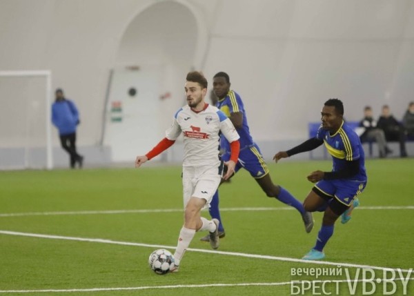 Некогда надежда белфутбола из академии «Леванте» к 23 так и не сыграла в «вышке». На взрослом уровне до сих пор нет и 10 мячей