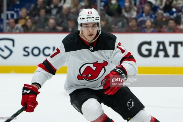 Хоккей.  НХЛ. "Нью-Джерси" на выезде потерпел поражение от "Эдмонтона", Шарангович завершил матч с показателем "-2"
 