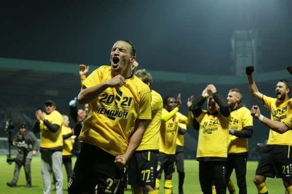 Несмотря ни на что, в Беларуси стартует новый футбольный сезон. Вот как «Шахтер» и БАТЭ подошли к Суперкубку – без Турции и с ощутимыми потерями