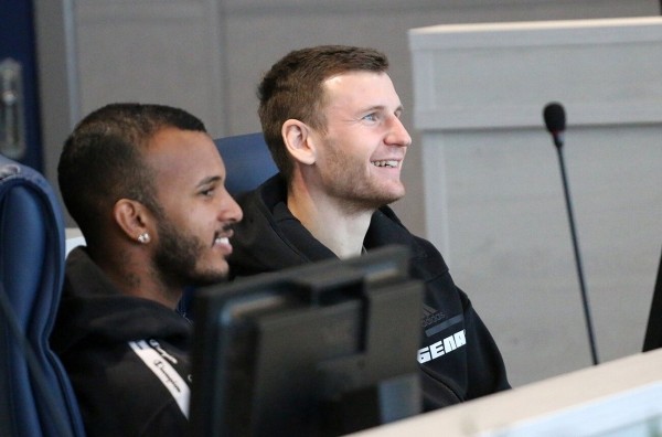 Пока в Украине убивают людей, белспорт живет обычной жизнью: спарринги, чемпионаты, восторг Пока в Украине убивают людей, белспорт живет обычной жизнью: спарринги, чемпионаты, восторг