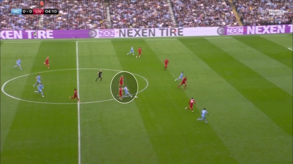 «Сити» играл через дальние передачи (внезапно!), у «Ливерпуля» проблемы в прессинге (тоже шок!). Де Брюйне – супер (не сюрприз!)