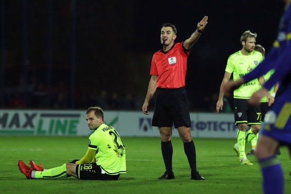 Первый технарь, стадионы без трибун и снятие с турнира. Что уже произошло в футбольном миноре Беларуси за стартовые туры