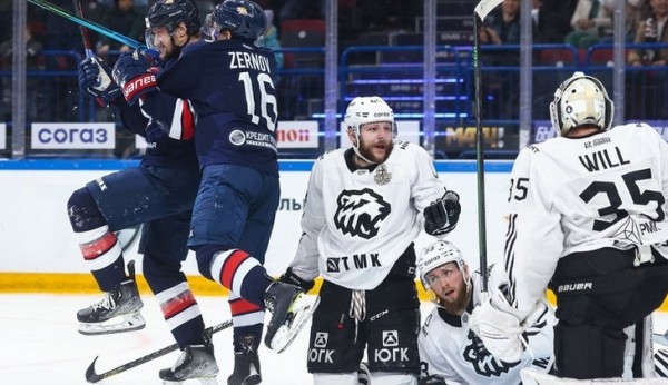 Хоккей.  "Магнитка" взяла верх над "Трактором" и вышла в финал Кубка Гагарина
 