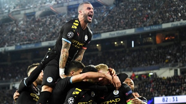 Английские клубы победили в первых четвертьфиналах футбольной Лиги чемпионов Английские клубы победили в первых четвертьфиналах футбольной Лиги чемпионов