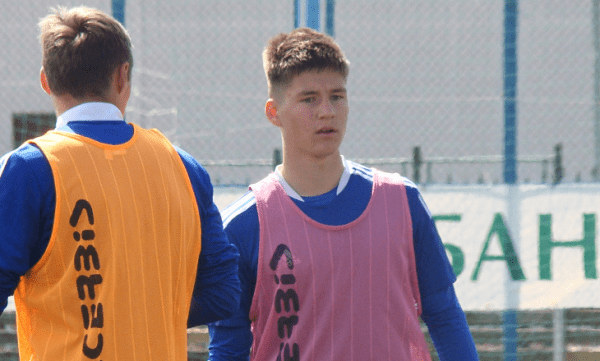 Сын Ермаковича попал в «Краснодар» задолго до отца и Гончаренко – на днях впервые забил в высшей лиге. А вот как поживают другие молодые из династий Сын Ермаковича попал в «Краснодар» задолго до отца и Гончаренко – на днях впервые забил в высшей лиге. А вот как поживают другие молодые из династий